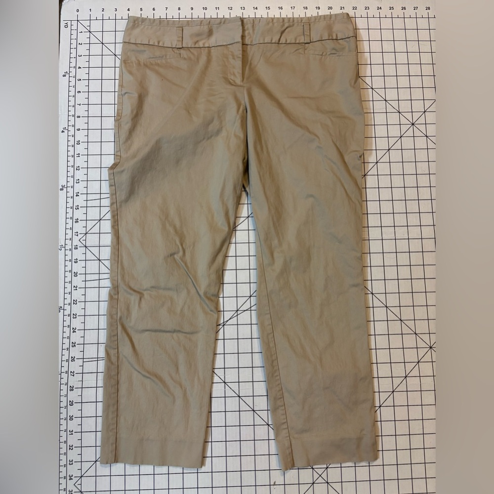 The Limited Women’s Size 12 Tan Drew Fit Cropped Pants